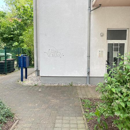 Studio Apartment In Stoetteritz With Balcony - Great Public Transport Links To The City Lipsk Zewnętrze zdjęcie
