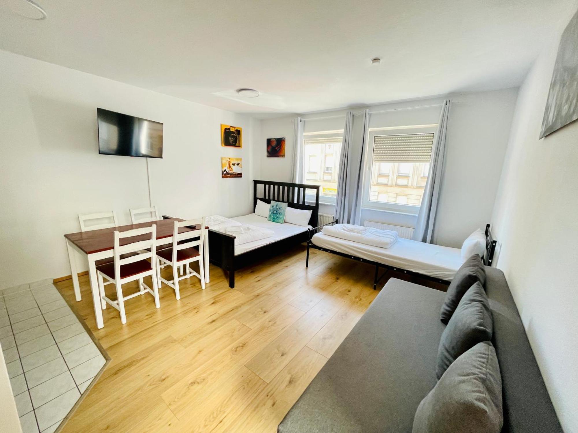 Studio Apartment In Stoetteritz With Balcony - Great Public Transport Links To The City Lipsk Zewnętrze zdjęcie
